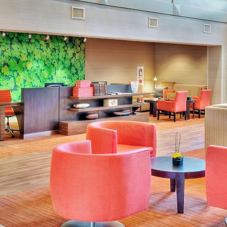 Hotel Courtyard By Marriott Erie Ambassador Conference Center Zewnętrze zdjęcie