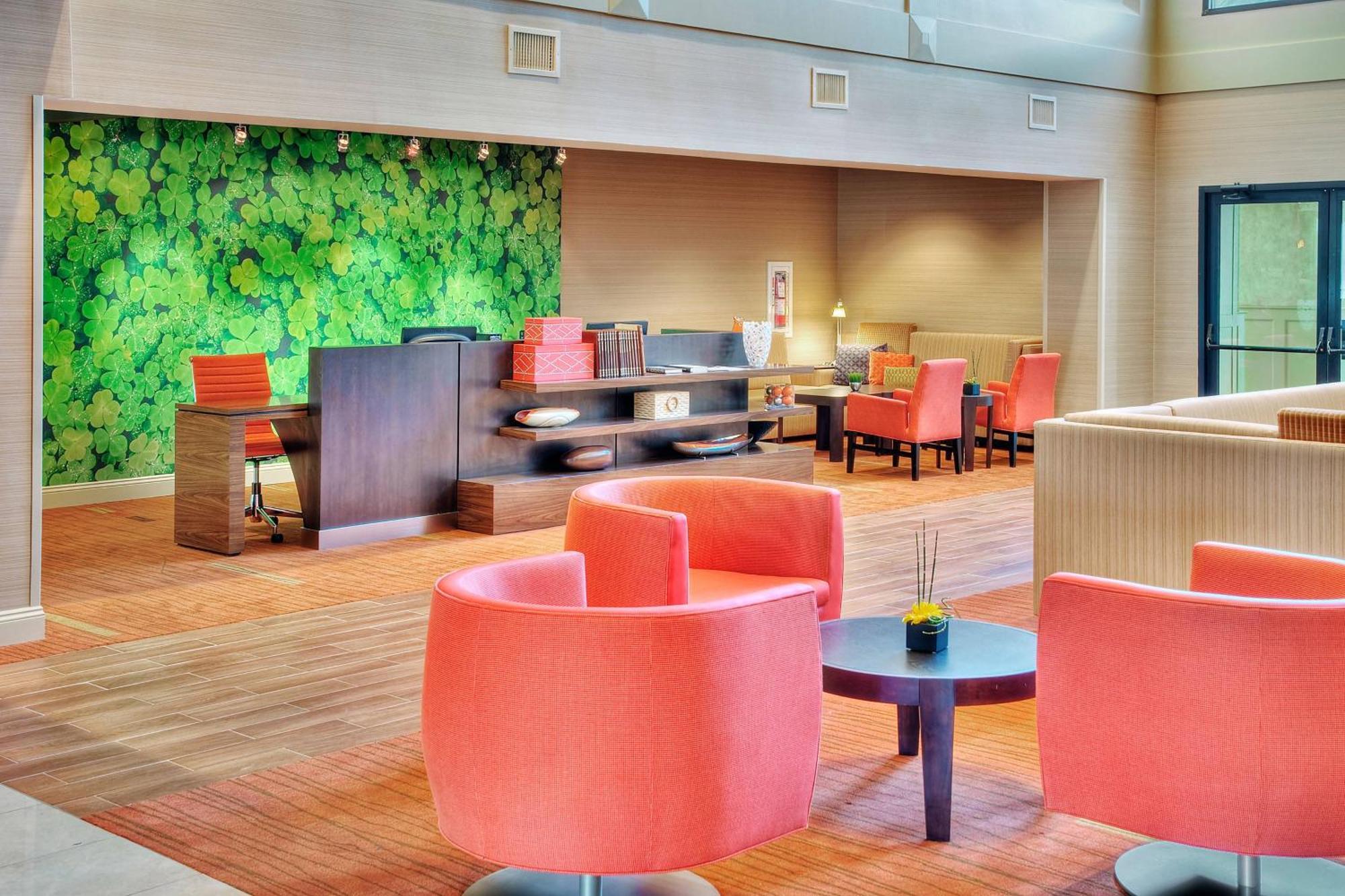 Hotel Courtyard By Marriott Erie Ambassador Conference Center Zewnętrze zdjęcie